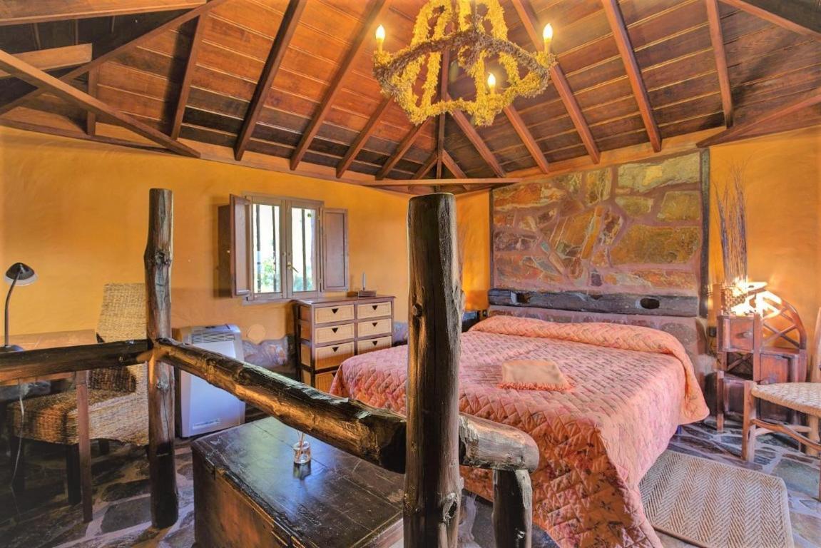 Hacienda La Centenaria,Casas Rurales Эль-Пасо Экстерьер фото