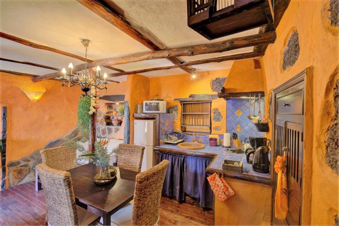 Hacienda La Centenaria,Casas Rurales Эль-Пасо Экстерьер фото